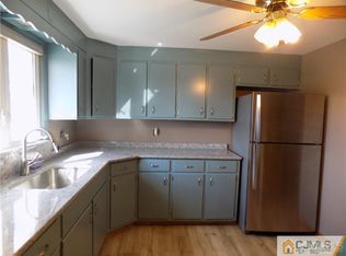 6 Ashwood Pl, North Brunswick, NJ 08902