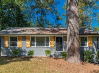 1148 S Parkwood Dr, Forest Park, GA