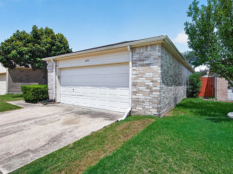 6603 Grandvale Dr — Photo 4