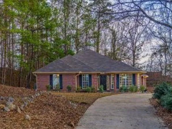 1907 12th Pl S, Phenix City, AL 36869