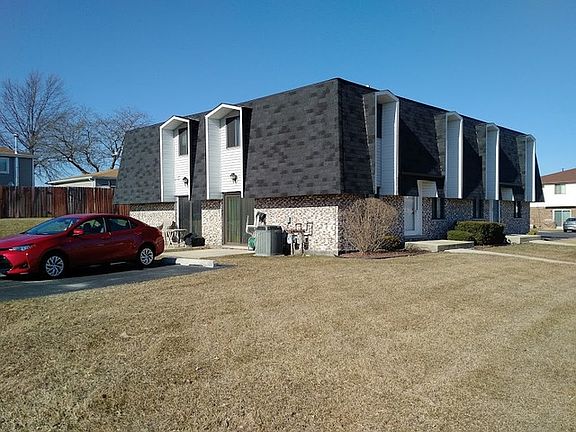 3rd image of 8517 Steven Pl APT 4