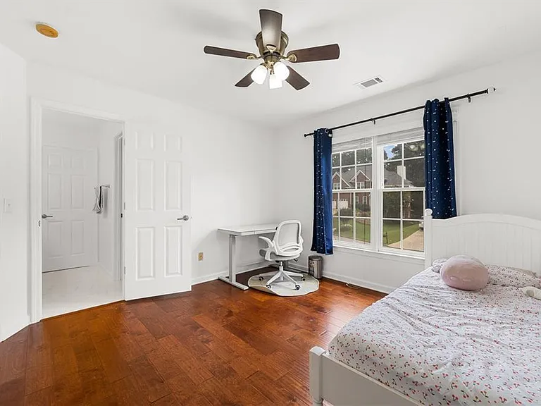 790 Milton Oaks Dr — Photo 39