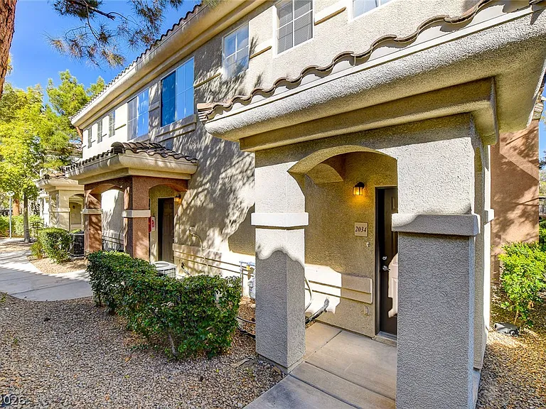 9050 W Warm Springs Rd #1034 — Photo 3