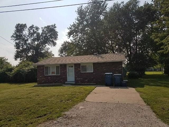 2nd image of 909 Sinclair Ave