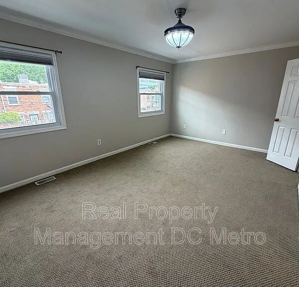 1406 Carrollsburg Pl SW — Photo 15