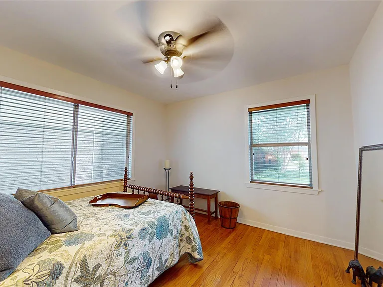 9910 Pine Lake Dr — Photo 33