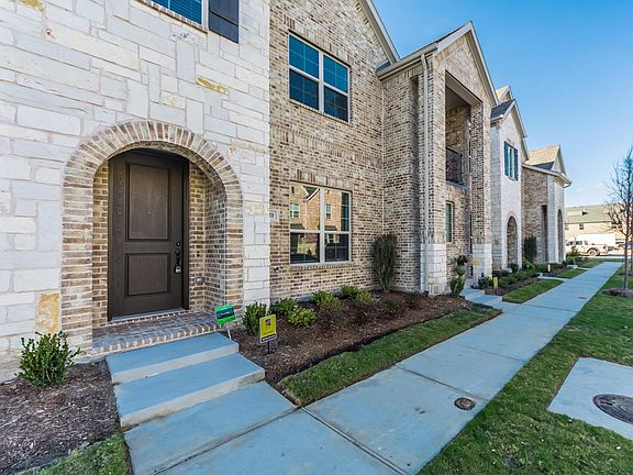 2nd image of 2720 Shelby Dr #2720