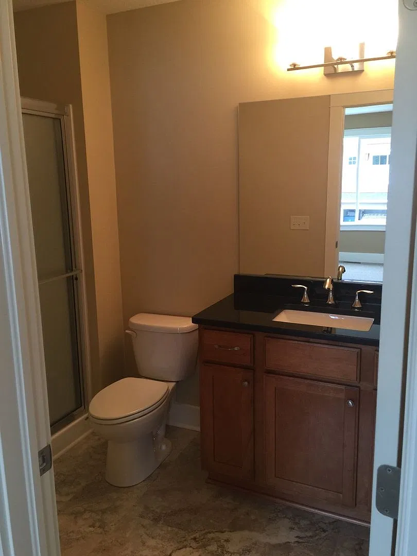 3 bedroom 2 1/2 bath house for rent — Photo 3