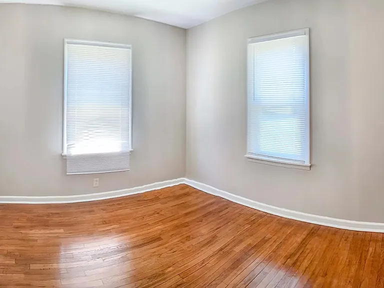 920 E Pleasant Run Parkway North Dr — Photo 12