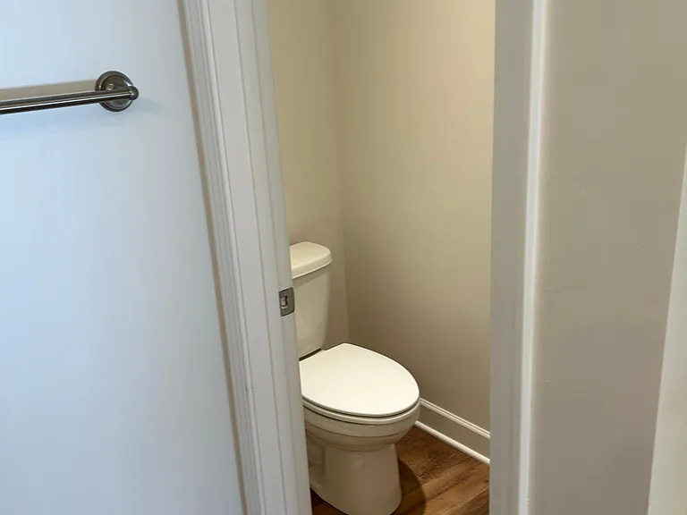 728 Jonas Cir — Photo 11
