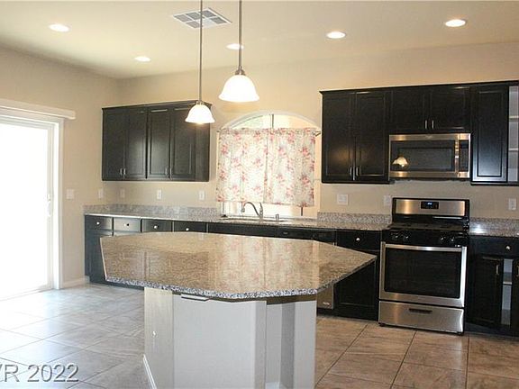 3rd image of 7230 Summit Lake Ct