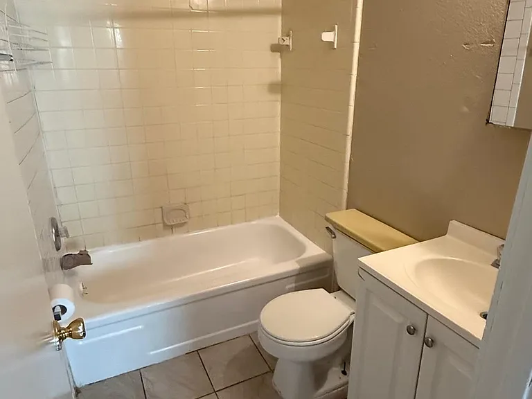 2322 Brock Pl S — Photo 6