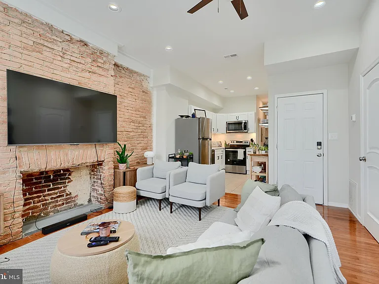 1719 Guilford Ave #2 — Photo 5