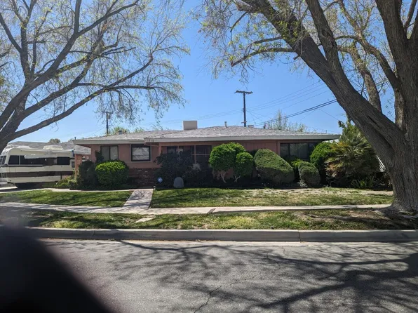 1340 W Avenue H10, Lancaster, CA 93534
