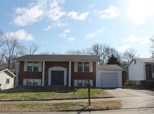 2308 Wesford Dr, Maryland Heights, MO