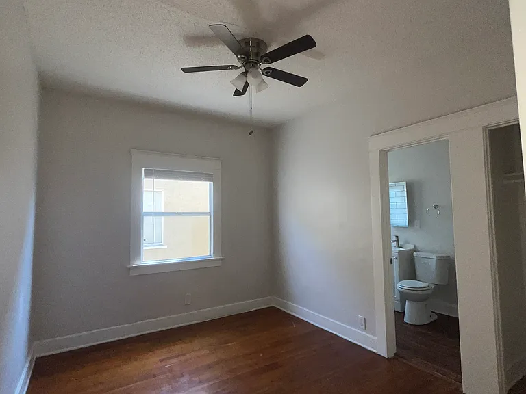 915 Cherry Ave #209 — Photo 23
