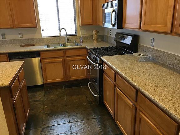 4th image of 9152 Black Slate St