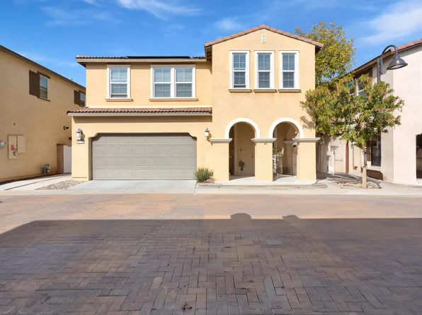 30386 Village Terrace Dr, Menifee, CA 92584