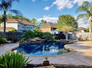 6511 Avenel Dr, Pasadena, TX 77505