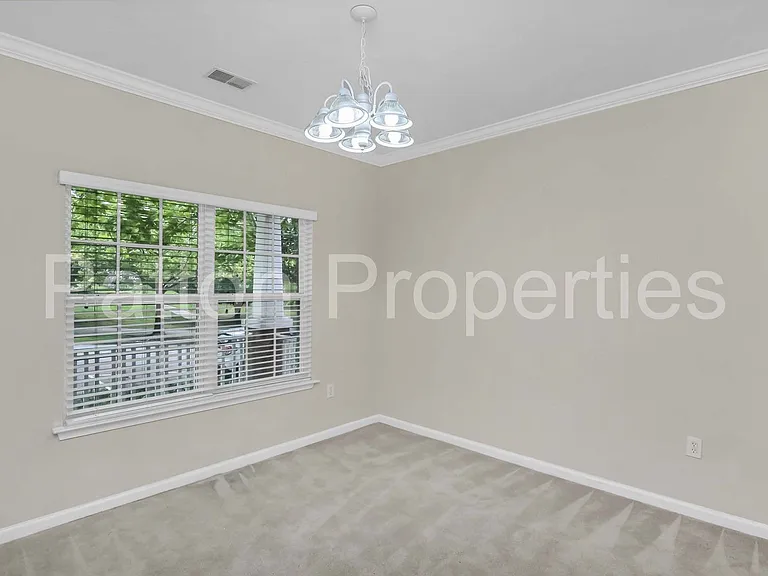 429 S Pickens St — Photo 13