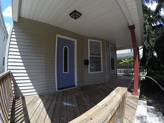2nd image of 51 Frank St
