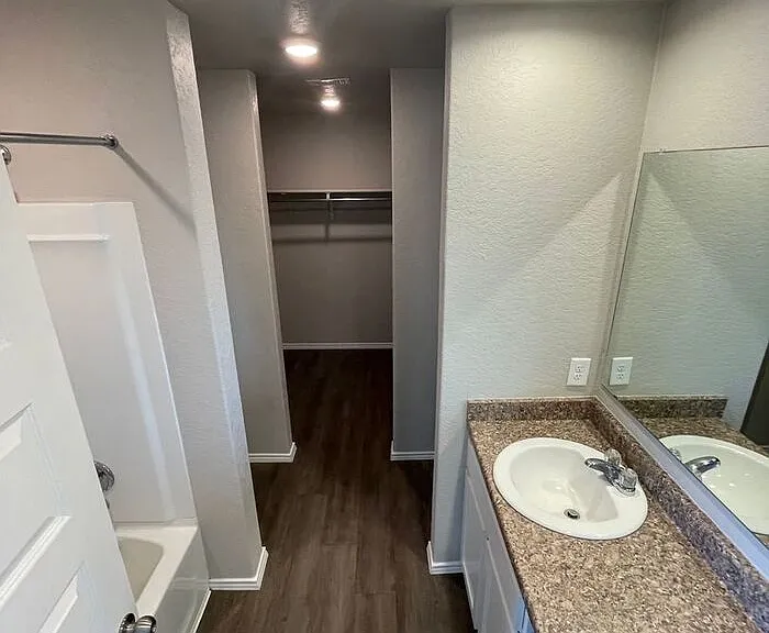 12928 Candace Way — Photo 14