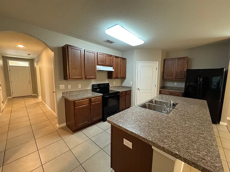 4117 Sophia Blvd — Photo 4