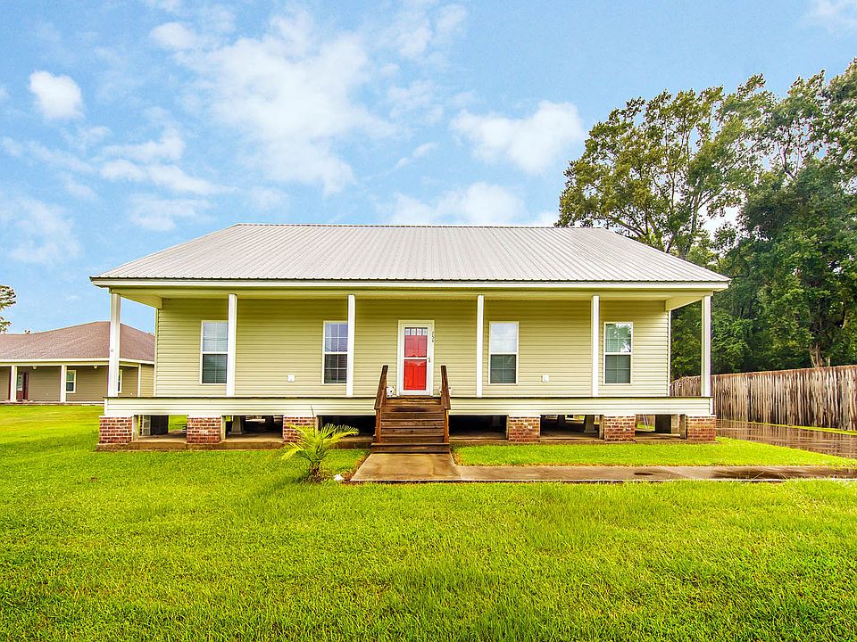 Acadian home on large lot