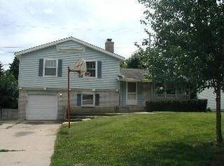 9017 W 90th Ter, Overland Park, KS 66212