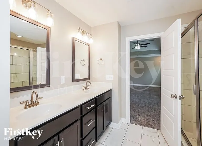 1679 Ellie Piper Cir — Photo 11