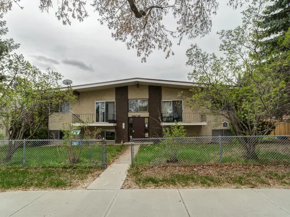 9749 88th Ave NW, Edmonton, AB T6E 2R1