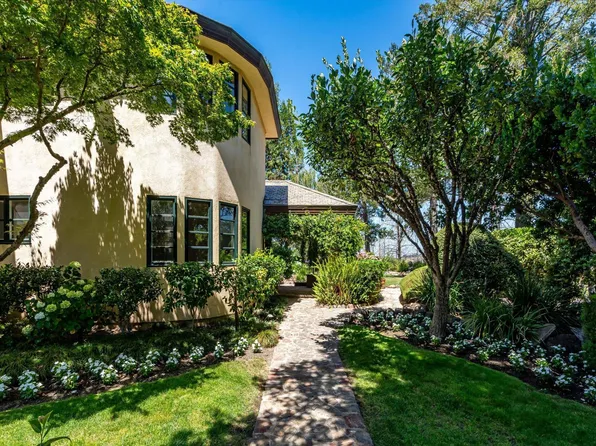1910 Ridgeview Lane, St. Helena, CA 94574