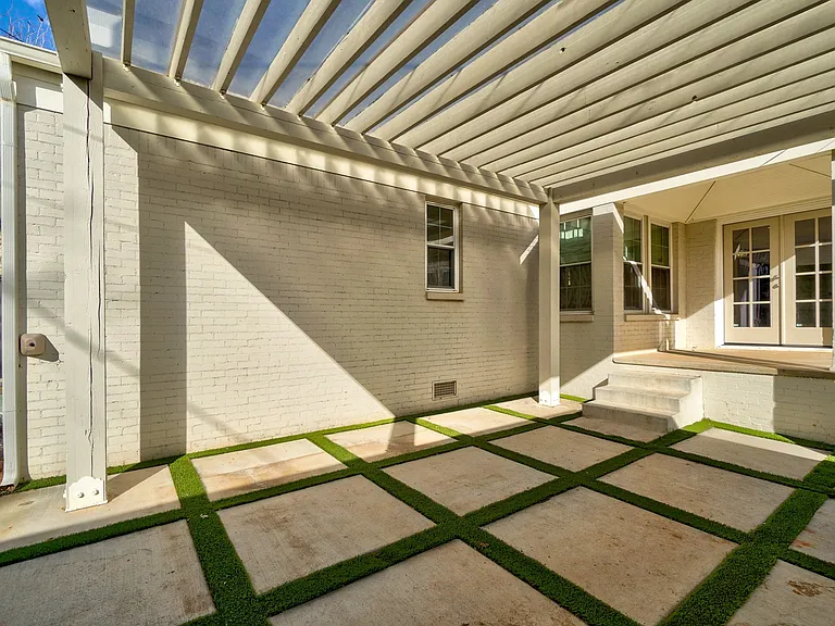 1108 Marlboro Ln — Photo 19