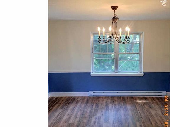 4th image of 4202 Hazelwood Ave