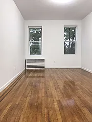 Rented by Zikos Realty Services