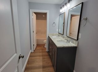 4148 Tosh Ln, Chester, VA 23831