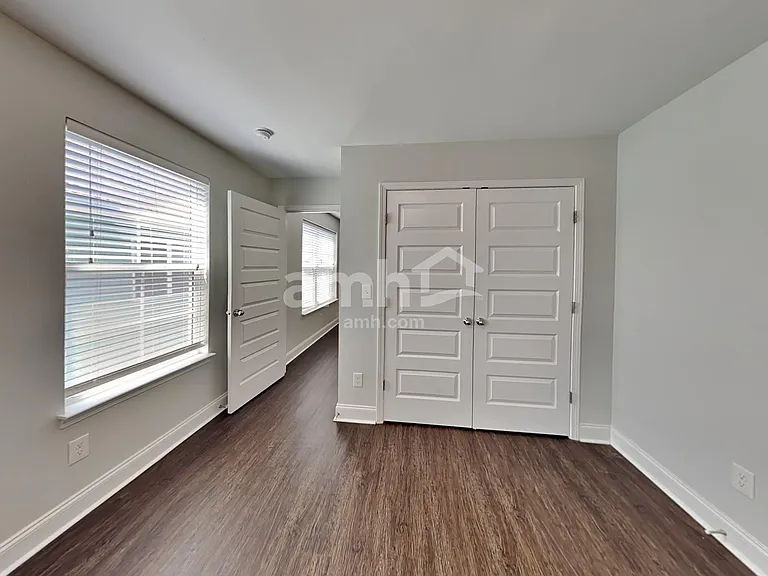 5534 Central Grove Sq — Photo 20