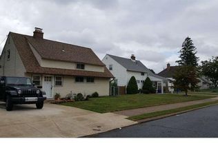 9214 Treaty Rd, Philadelphia, PA 19114