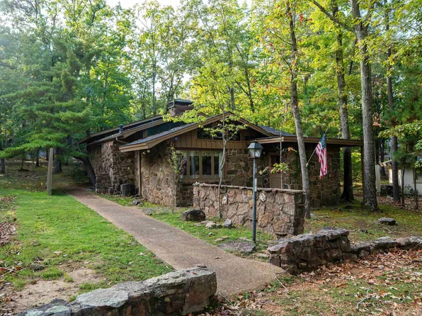 909 Lakeland Dr, Heber Springs, AR 72543
