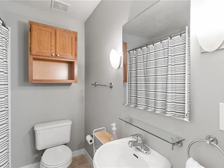 4571 Madison Ave #E-1 — Photo 27