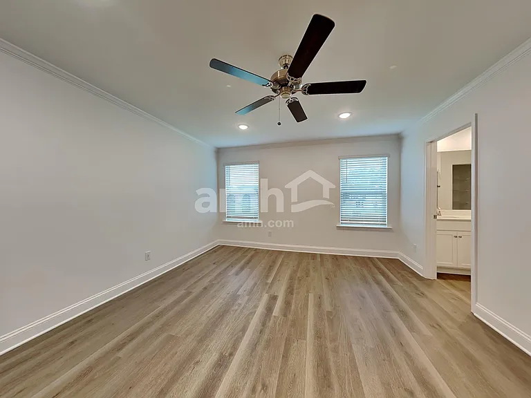 6066 Rosemore Ln — Photo 10