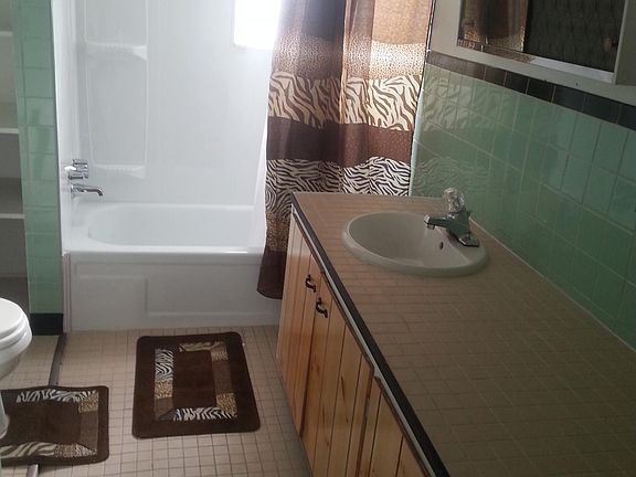 4th image of 1439 W Ohio St