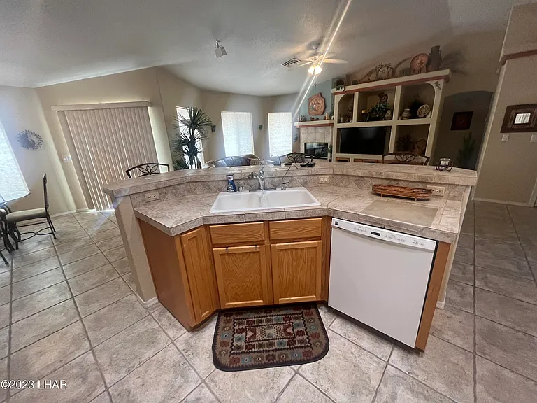 1311 Aviation Dr — Photo 11