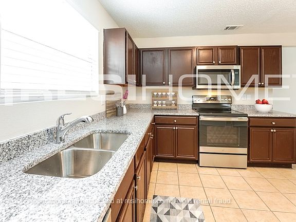 3rd image of 7324 Buford Dr
