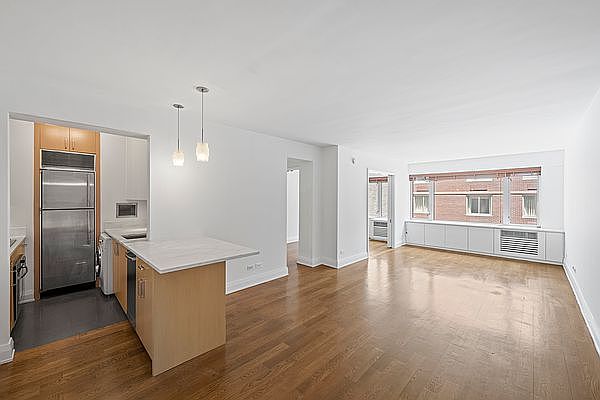 1st image of 211 E 51st St APT 5A