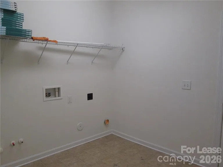 5707 Cactus Valley Rd — Photo 42