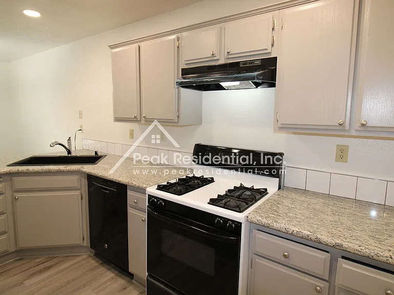 2641 Decker Way — Photo 13