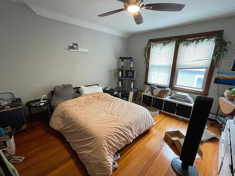 19 Mapleton St #1 — Photo 1