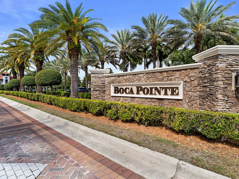 7507 La Paz Blvd #407 — Photo 1