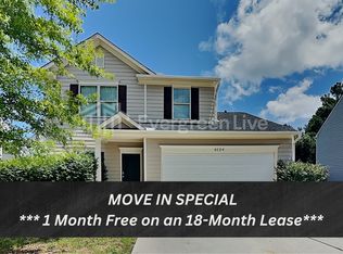 6124 Heisler St, Rex, GA 30273